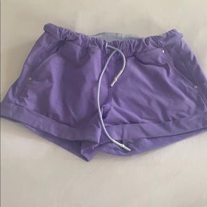 Lululemon short